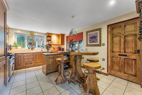 undefined, Mundaydean Lane, Marlow
