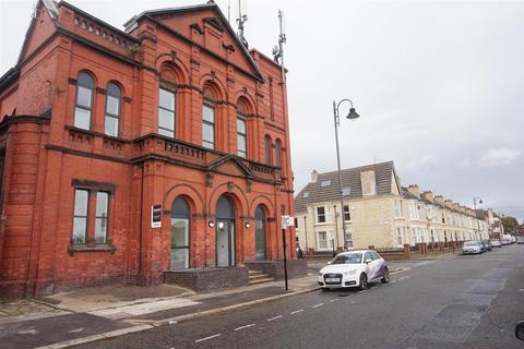 1 bedroom apartment to rent, Jubilee House, Jubilee Drive, Liverpool