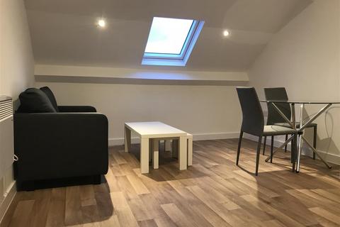 1 bedroom apartment to rent, Jubilee House, Jubilee Drive, Liverpool