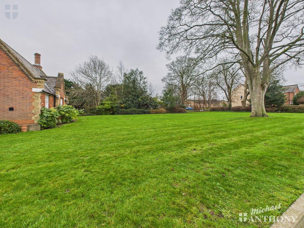 51e6e93694e542d083db50939e580e0b 80 CAM03852 G0-PR0