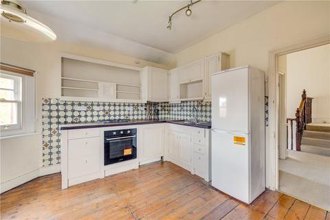 Wexford Road, Wandsworth Common - Balham, London, SW12
