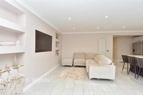 5 bedroom chalet for sale, Wigmore Road, Gillingham ME8