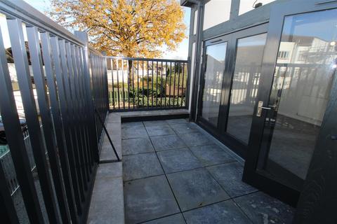 undefined, Station Square, Petts Wood, Orpington