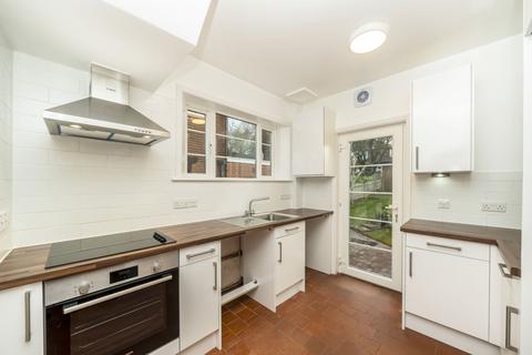 undefined, Plum Lane, London, SE18