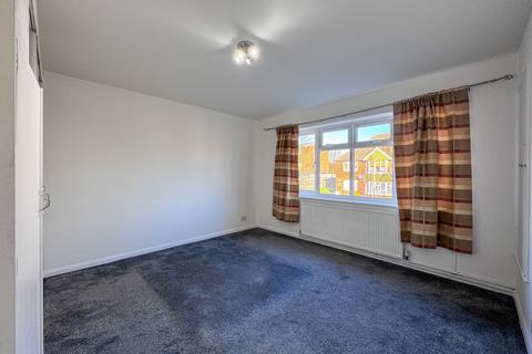 2 bedroom maisonette to rent, Sterling Avenue, Edgware, HA8