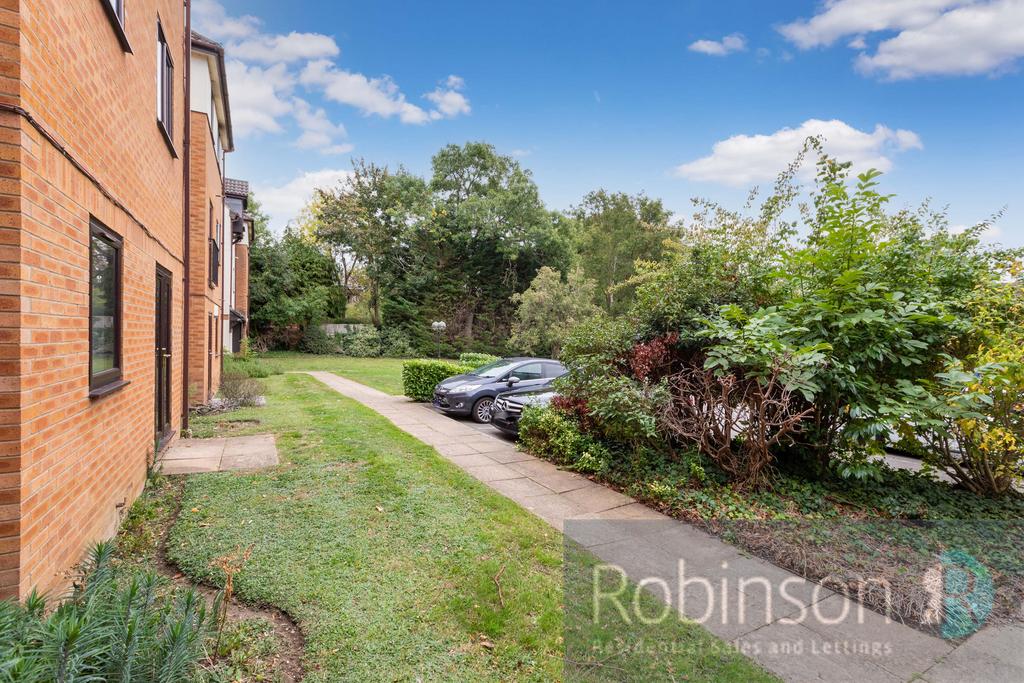 18 Lancastria Mews-1