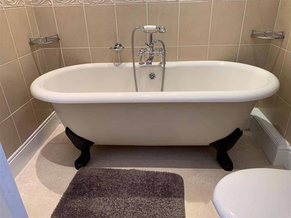 Bath.jpg