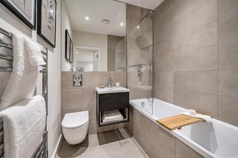 2 bedroom apartment to rent, Eastworth Road, Chertsey KT16