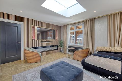 6 bedroom bungalow for sale, All Saints Close, Chelmsford, CM1