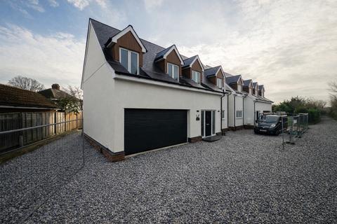 5 bedroom detached house for sale - Gaymers Lane, Felixstowe IP11