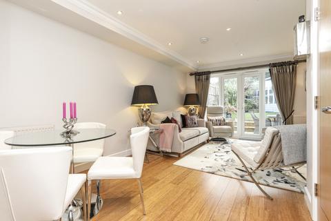 undefined, Beach Walk, Broadstairs, Kent, CT10