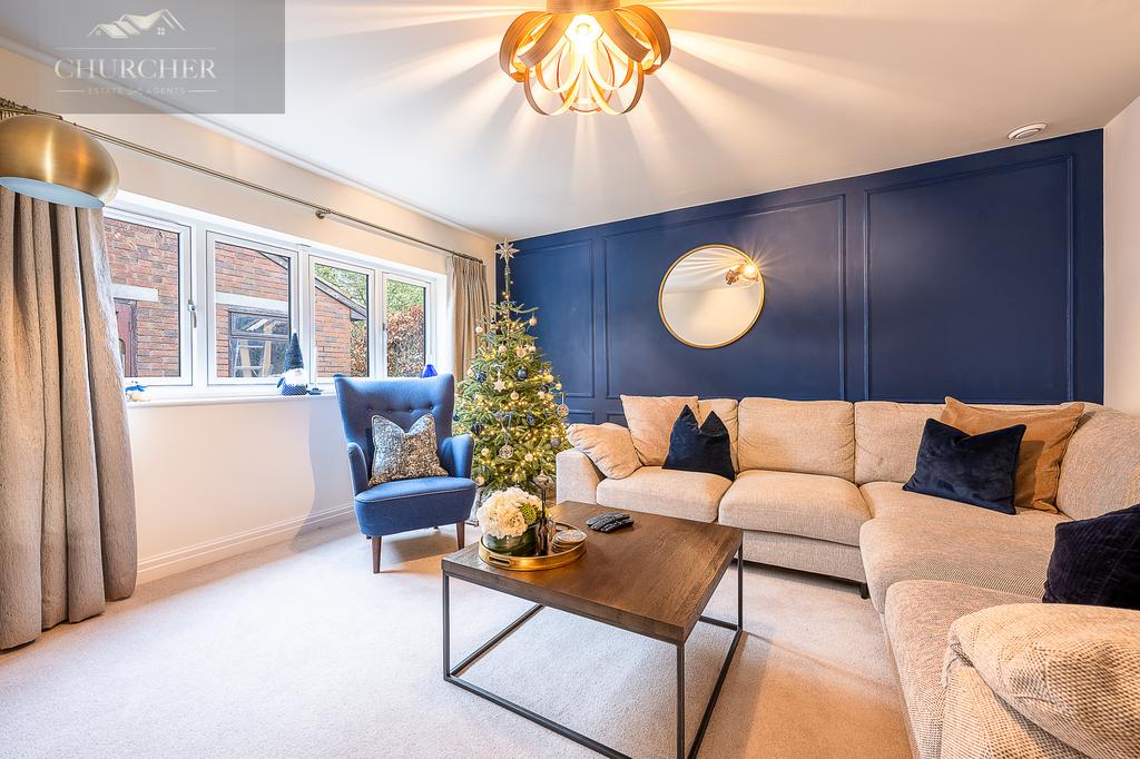 Oakwood Flash Lane-22