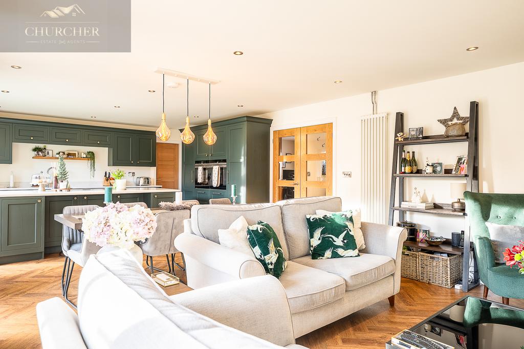 Oakwood Flash Lane-27
