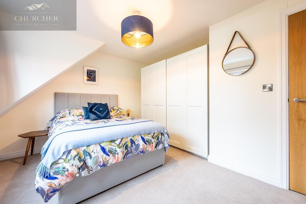 Oakwood Flash Lane-02