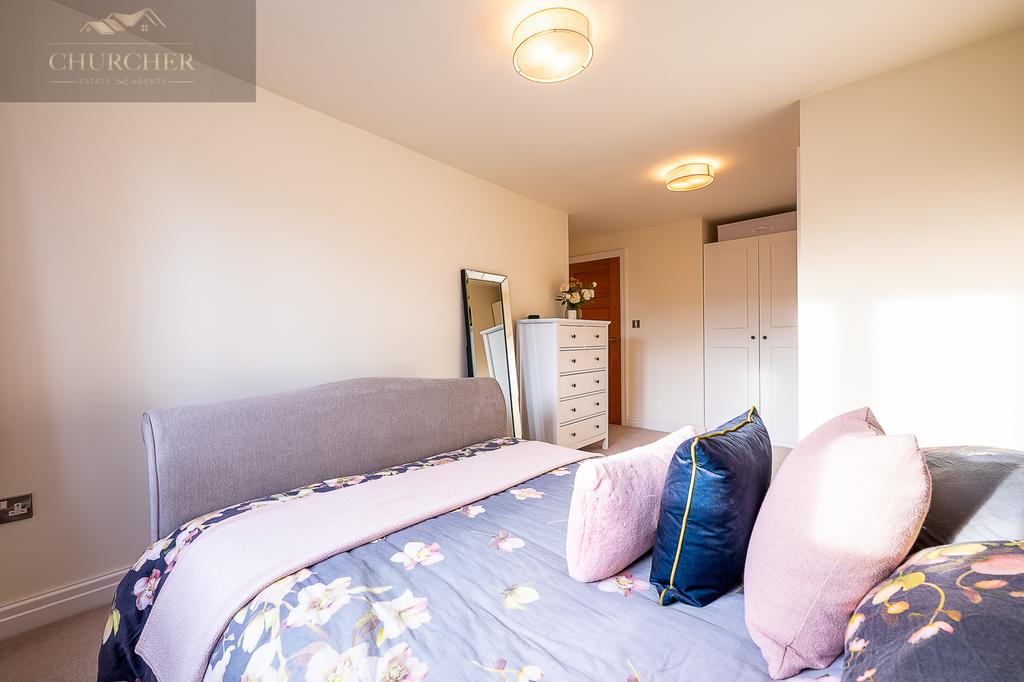 Oakwood Flash Lane-06