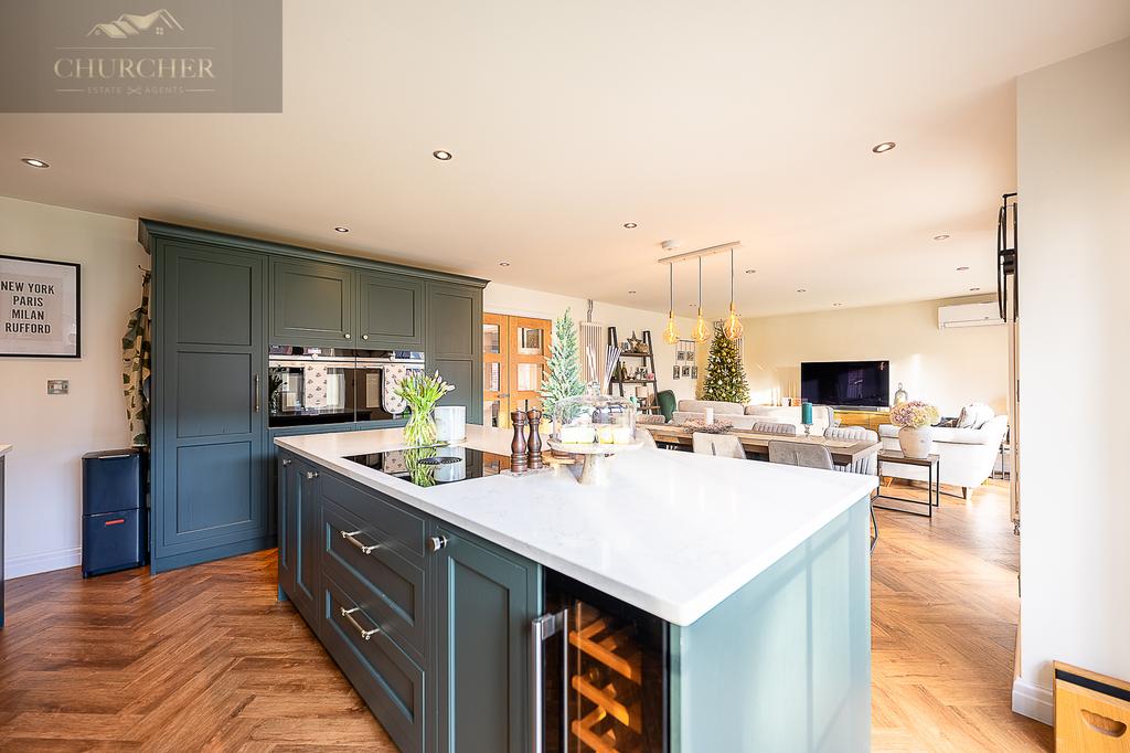 Oakwood Flash Lane-35
