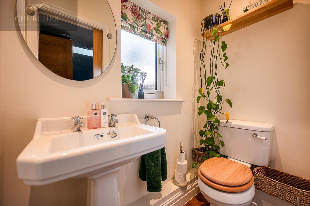 Oakwood Flash Lane-36