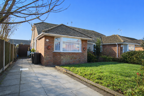 3 bedroom semi-detached bungalow for sale, The Ridgeway, Broadstairs CT10