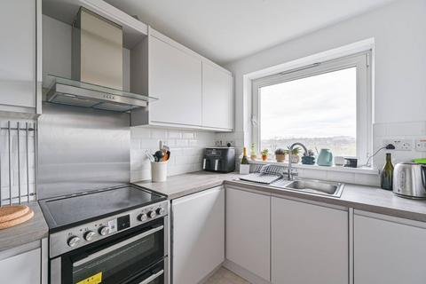 1 bedroom flat for sale, Clarence Avenue, Clapham Park, London, SW4