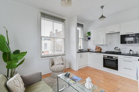 2 bedroom flat for sale, Nottingham Road, Bellevue Village, London, SW17