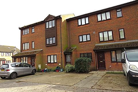 1 bedroom flat for sale, Barnes Avenue, Southall UB2