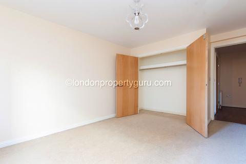 undefined, Elm Grove, London, SW19