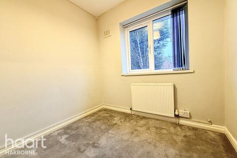 White Field Avenue, Harborne