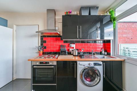 2 bedroom flat for sale, Lewisham Road, Lewisham, London, SE13