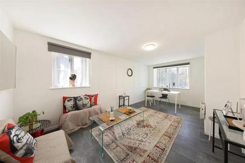undefined, Cygnet Close, London