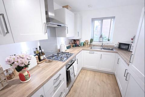 3 bedroom townhouse for sale, Folkestone Close, Bourne, Lincolnshire, PE10