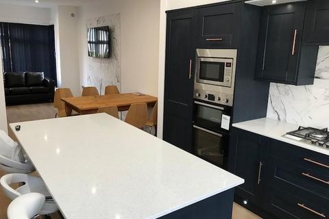 undefined, Headingley Avenue, Leeds LS6