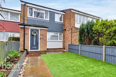 3 bedroom terraced house for sale, Fir Tree Grove, Chatham