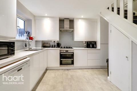 3 bedroom terraced house for sale, Fir Tree Grove, Chatham
