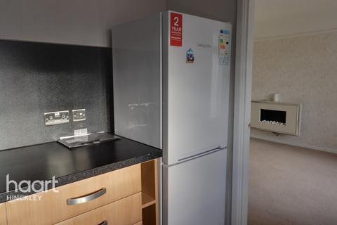 undefined, Hinckley LE10