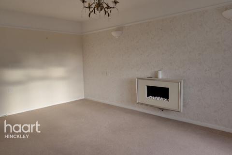 undefined, Hinckley LE10