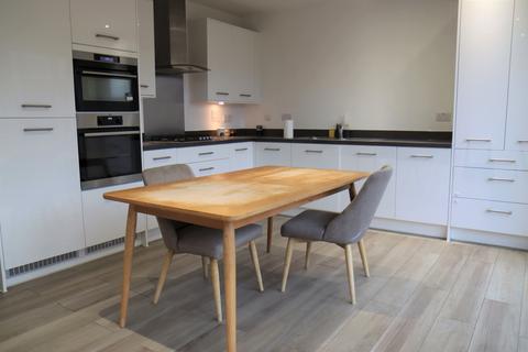 undefined, Armstrong Road, Luton LU2