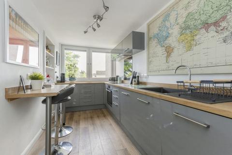 undefined, 0394L Mortonhall Park Crescent, Edinburgh, EH17 8SX
