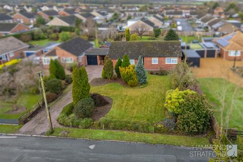 4 bedroom detached bungalow for sale, Birchfield Lane, Mulbarton