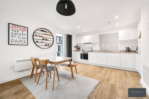 2 bedroom apartment for sale, Spitfire Chase, Walton-on-Thames, Surrey, KT12