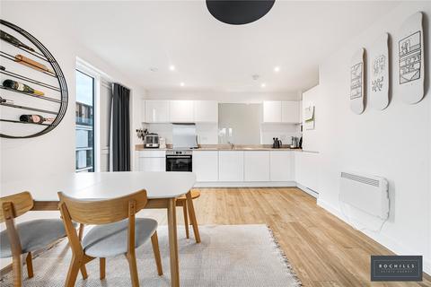 2 bedroom apartment for sale, Spitfire Chase, Walton-on-Thames, Surrey, KT12