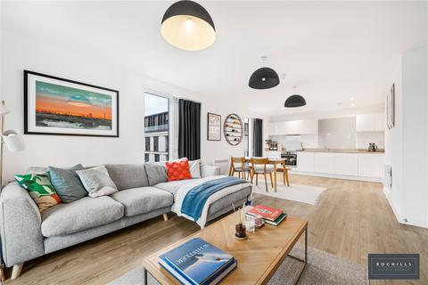 2 bedroom apartment for sale, Spitfire Chase, Walton-on-Thames, Surrey, KT12