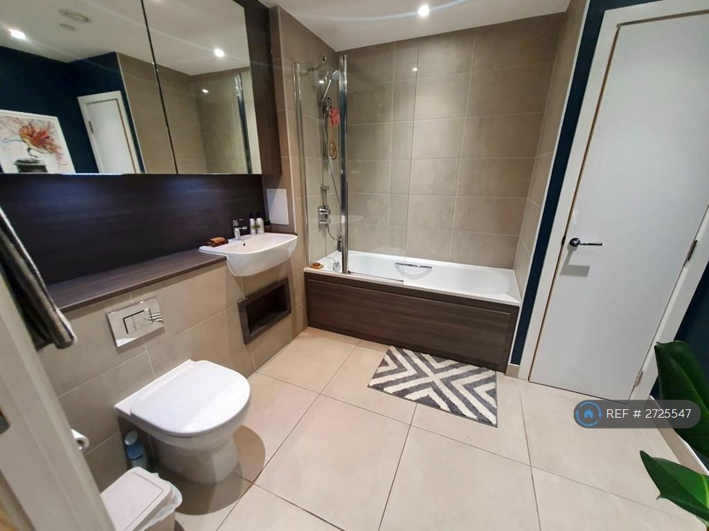 Main Bathroom