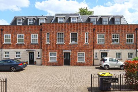 2 bedroom apartment for sale, Hemnall Street, Epping CM16