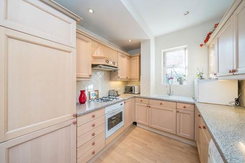 undefined, Denmark Road, Twickenham TW2