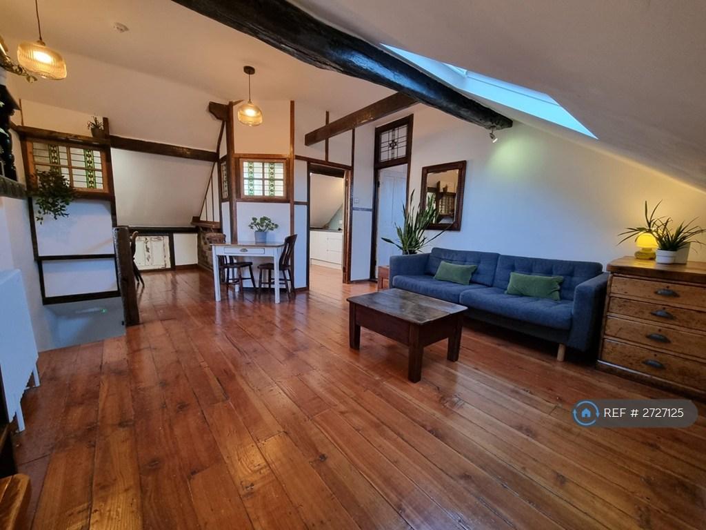 Living/Dining Room