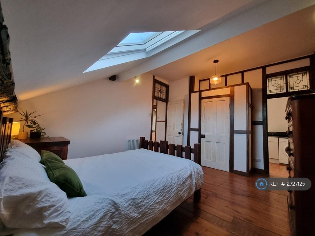 Large Built In Wardrobe
