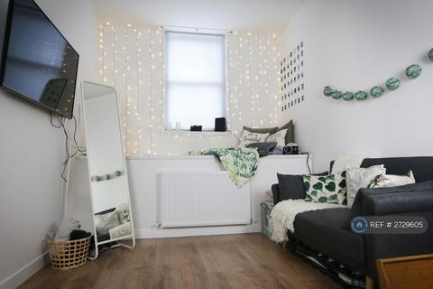 1 bedroom flat to rent, Edinburgh, Edinburgh, EH11