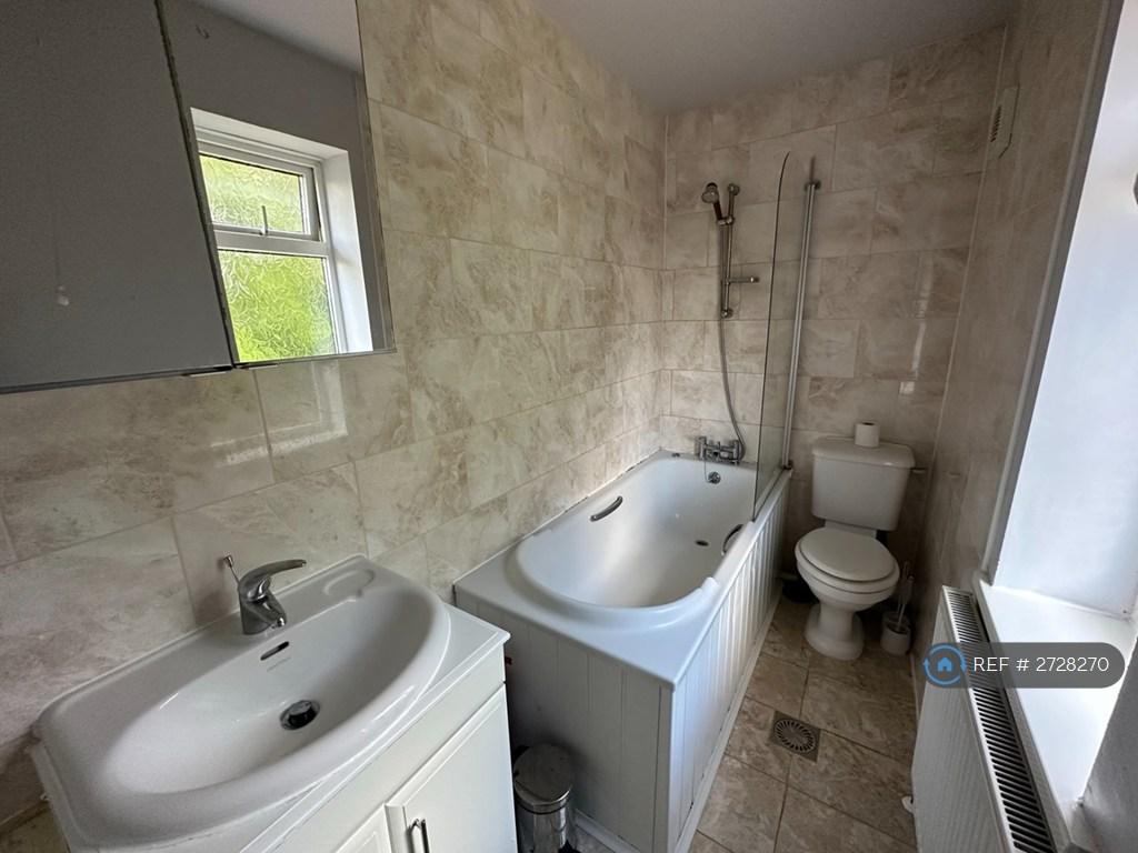 Upstairs Bathroom