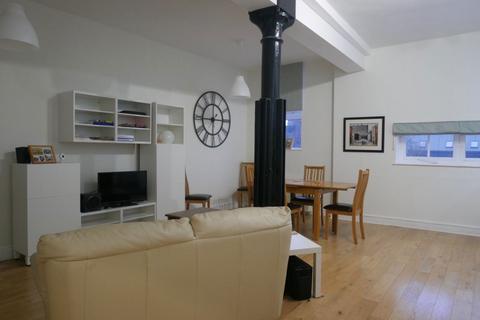 undefined, 16 Lister Court Flat, High Street, HU1 1NH
