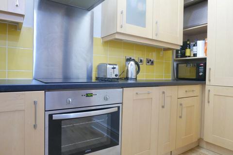 undefined, 16 Lister Court Flat, High Street, HU1 1NH